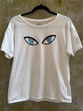 Lulu Guinness x Uniqlo UT Dolls Eyes Tee Shirt, Large
